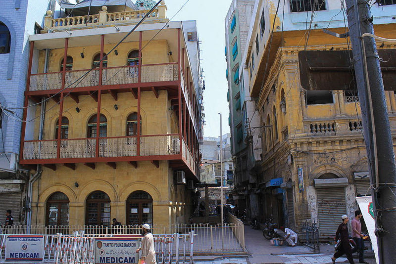 Quaid-e-Azam_Muhammad_Ali_Jinnah_Birth_Place_exterior-800x534